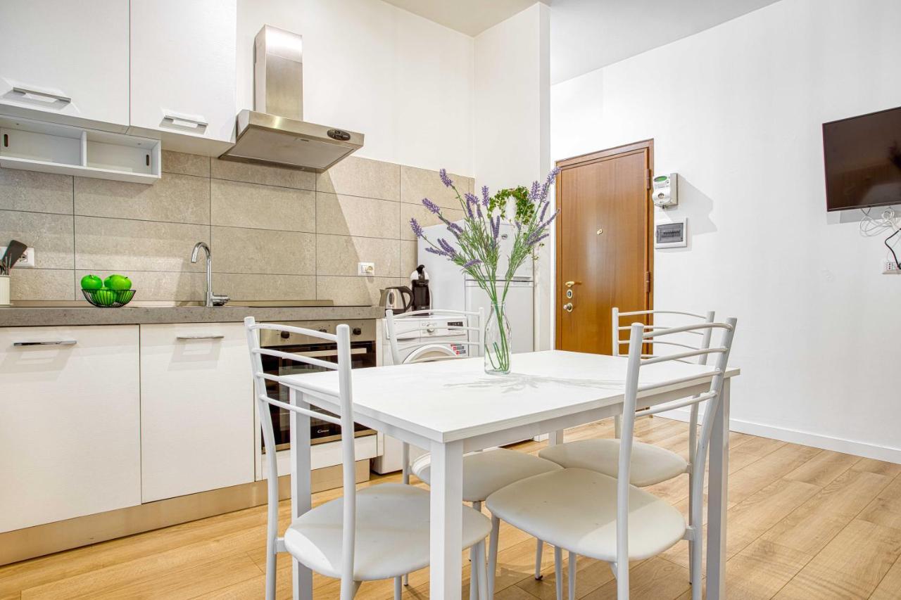 Joivy Warm And Inviting Flat With Balcony Apartman Milánó Kültér fotó