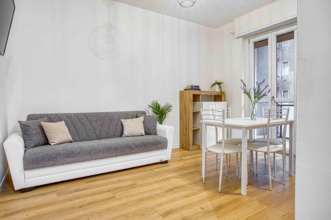 Joivy Warm And Inviting Flat With Balcony Apartman Milánó Kültér fotó